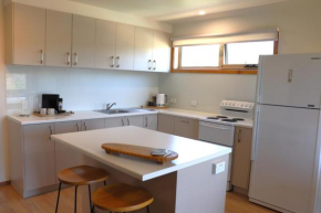 10/6-8 Buckland Drive, Mallacoota